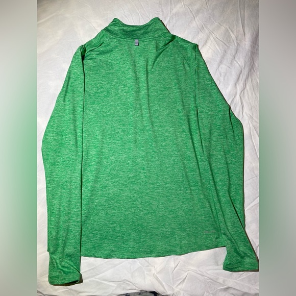 Nike Running Dri Fit Women’s 1/2 Zip Top, Size M, Green, Lightweight, EUC! - Picture 10 of 11